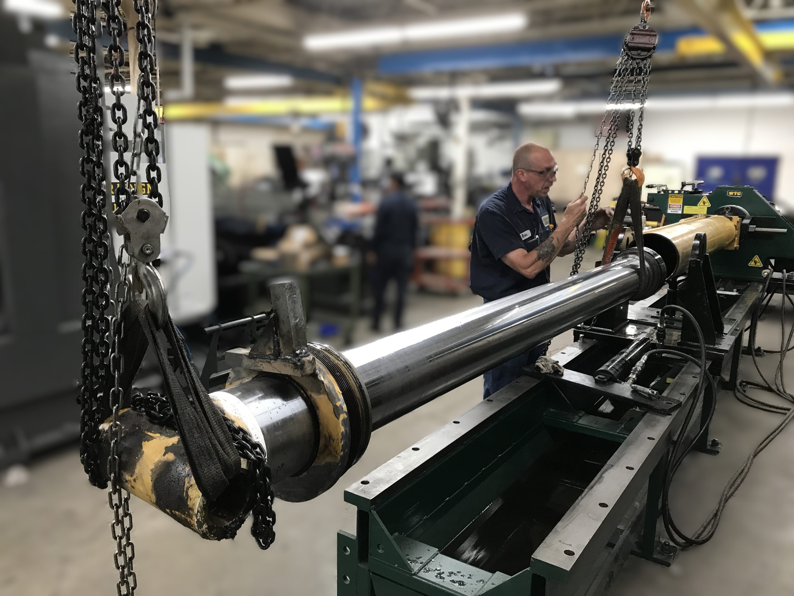 Large Hydraulic Cylinder Repair Welding