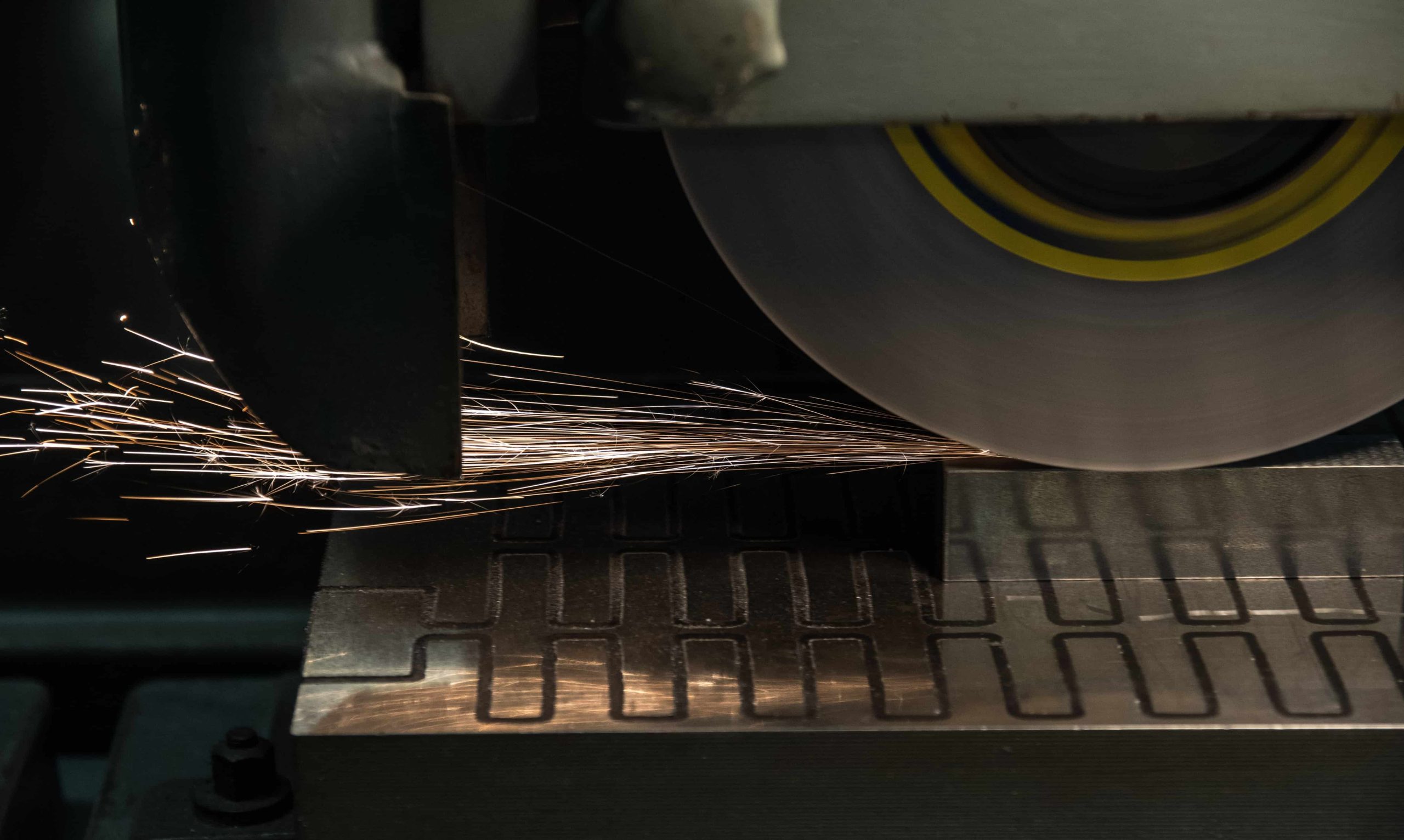 Grinding Sheet Metal Cutting